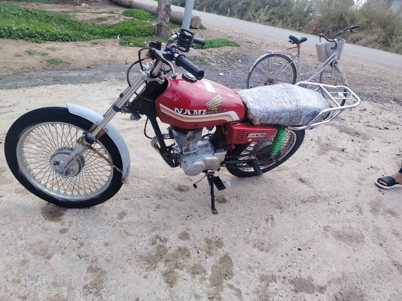 سلام عليكم شباب دراجه البيع تايكر 2019اوراق بيه تصال على رقم  ***********
