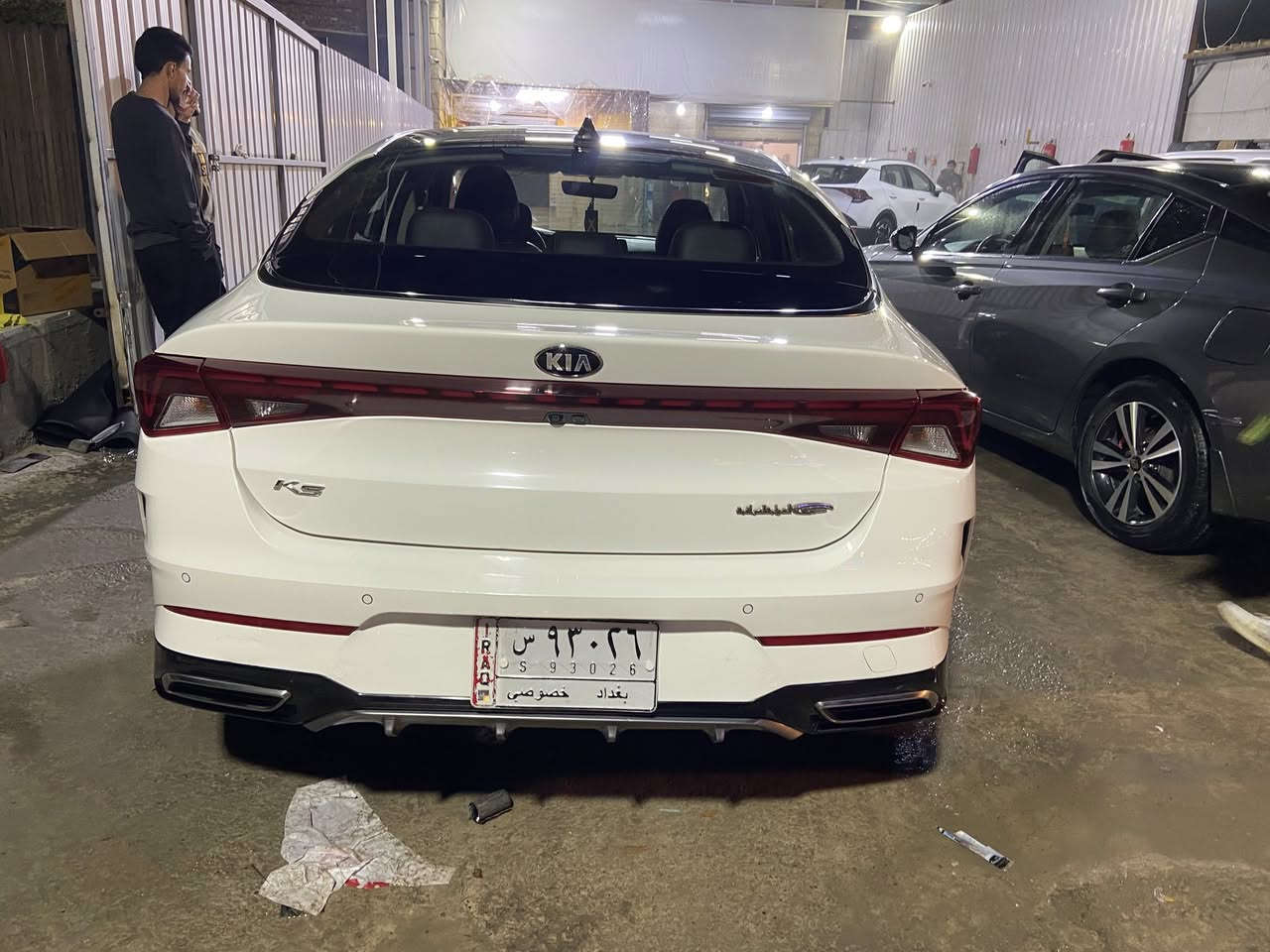 السلام عليكم
كيا k5 موديل 21 استلام 23 

السياره فول مواصفات للاخير

بصمه

فتحه

ترحيب ذكي

حساس صندوك

قطعتين تبريد 

ماشيه50 رقم بغداد 

السياره كل صيانتها بالشركه وبعدها بالضمان لحد 2027

السياره بيها ملاحظات وطخات بسيطه كلش بدون صبغ 

سعرها 210

مكاني بغداد العامرية ***********
