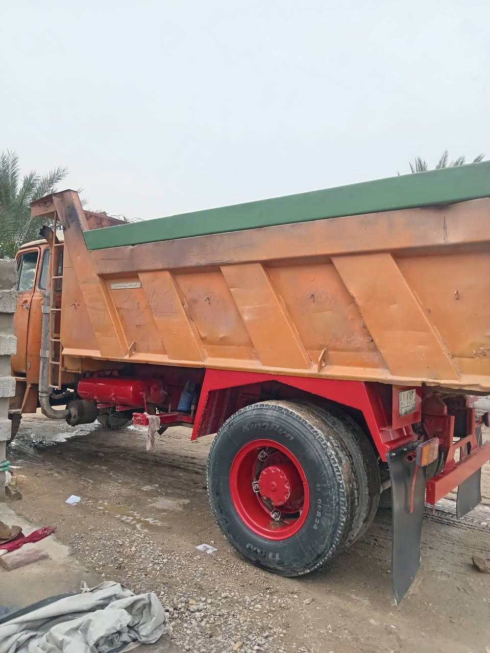 السلام عليكم مأن للبيع رقم انبار ألماني تخم تاير مكينه وكير واكسن مكفول شاصي مكفول السعر 19 المكان بغداد البياع الاتصال على الرقم ***********
