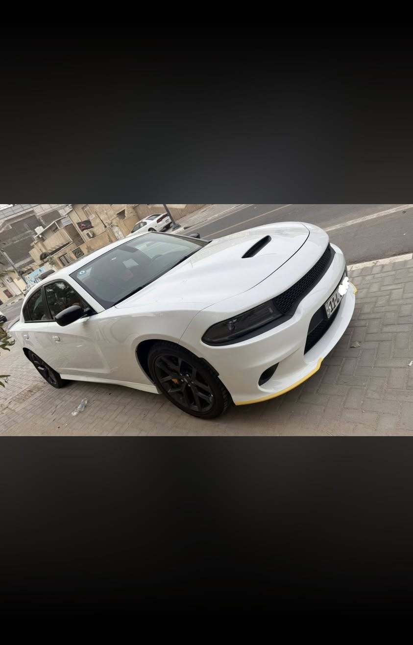 جارجر جي تي بلص بلاك أدشن
فول 1 /1 رادار جانبي مغلفة ppf
‏CHARGER GT BLACK EDITION 
لون  ابيض اخر اصدار لاست كول 
الموديل :2023 . (خليجي)  النداء الاخير. وكاله هارلم 
العداد : 19ميل سياره بعده بحالت زيرو  
الضمان : 3 سنوات او 60 الف كيلو متر . 
المحرك : V6.  3.6L
مكفوله من الصبغ و التبديل و البارد و الشخوط 
مرقم بغداد الجديد كامل تحويل ثاني يوم 
المواصفات : رادار جانبي…….
* جناح خلفي اسود. 
* ويل قياس 20 انچ اسود . 
* مقود القيادة رياضي . 
* مقاعد رياضية من الشاموا الأسود.
* نقطة عمياء . 
رادار جانبي.
* مصابيح أمامية زنون . 
* كشافات الضباب زنون . 
* المصابيح الأمامية مع LED . 
* حساسات خلفية. 
* شاشه كبيرة مع نظام ملاحة نفكيشن GPS . 
* سستم صوت الپاين .
* فتحة سقف (سلايد) . 
* المقاعد الأمامية كهربائية . 
* ذاكرة لحفظ وضعيات الجلوس (ميموري) . 
* مقاعد أمامية تبريد وتدفئة . 
* مقاعد خلفية تدفئة.
* تشغيل عن بعد . 
* المقود كهربائي . 
* تدفئة مقود القيادة . 
* محدد سرعة . 
* تلفون بلوتوث . 
* كاميرا خلفية .
* مرايا متحسسة للاضاءة العالية .
* كير شفتر بالستيرن . 
* دخول ذكي (بصمة) .
بغداد حي جامعه
سعر. 35800
 ***********
***********

