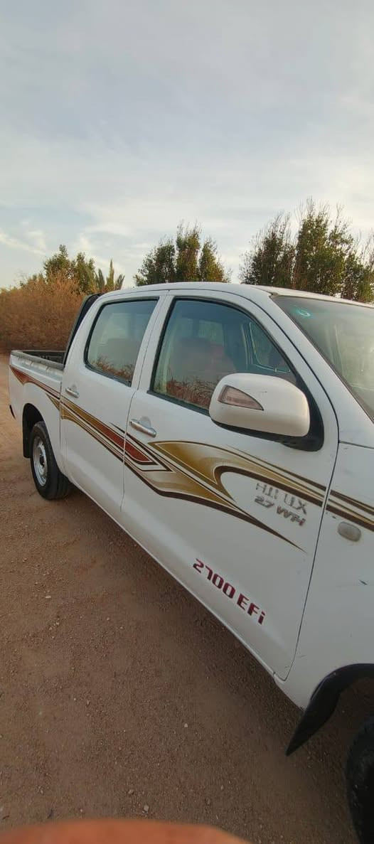 سـلام عــلـــيكم بـيـكم هـيـلـكس مـديل 2006مـكـفوله كـفاله سـياره جـديـده محرك وكير وكسن وشاصي مكفول شاصي19كويتي
 تبريد ثلج حداديه جديده تخم تيرات جداد رقم بابل مشروع وطني سنويه مجداده مداور ثاني يوم ‏‪***********‬‏مكان ذي قار قريت الزيرج
