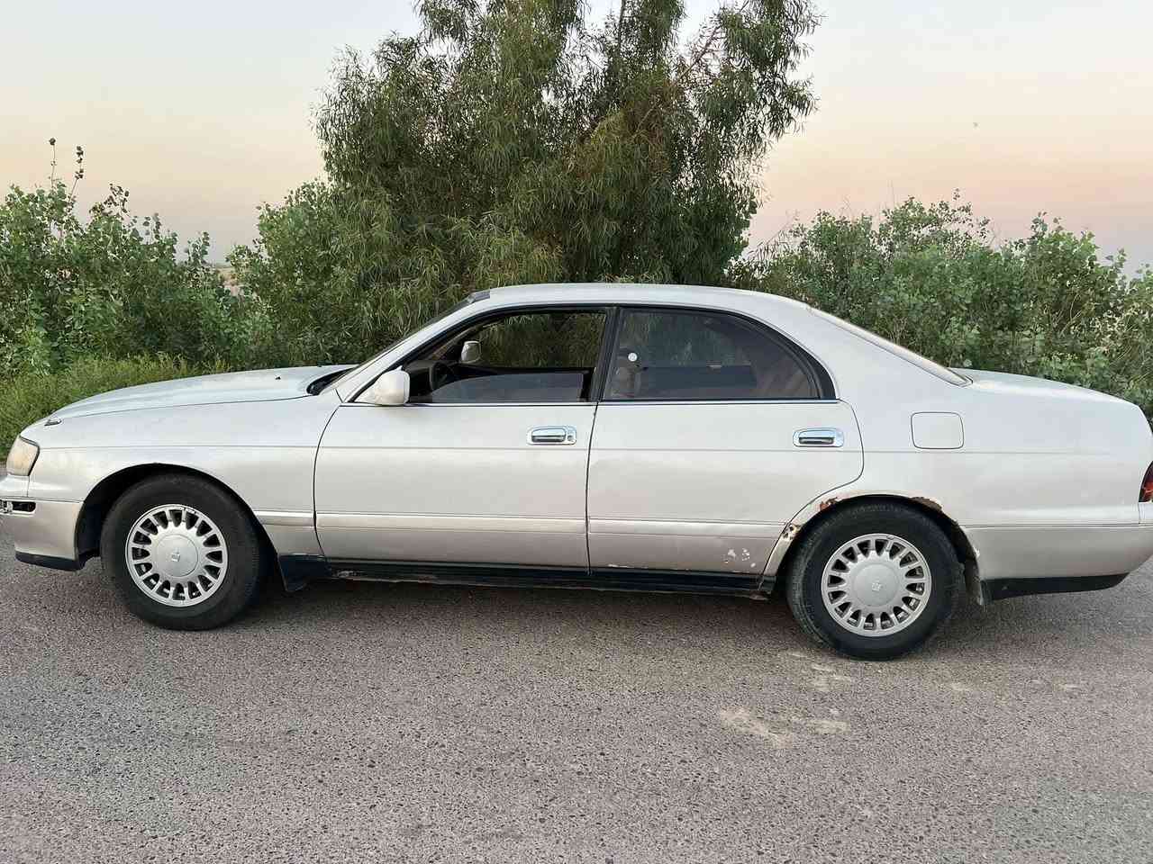 السلام عليكم
كراون( بطه)    متصل موديل ١٩٩٣
رقم بغداد. انكليزي   السنويه لل٢٠٣١.  بأسمي . تحويل ثاني يوم 
الهزه لل٢٠٢٧/٥

محرك و كير ٢٥٠٠. المرغوب
السيارة مكفوله من الگصه و النقل جثه  
و الحادث
اصوليات كامله
تخم تاير 
صدر و حداديه كامل  و جديد ١٠٠٪؜
تبريد. ثلج  منظومه جديده ما صار ١٥ يوم من اشتغلتها. شرط كل 
الغراض اصليه 

تخم تاير.   

الكهربائيات كلها شغالة
السعر ٦٥$. 

***********
