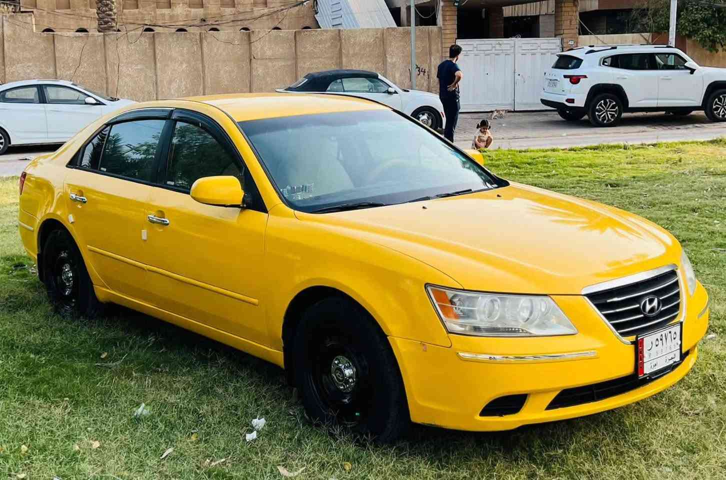 هونداي سوناتا مكفولة كفاله عامه شرط السونار مكينه كيرمكفولات2400 حداديه جديده تخم تاير جديد منضومه تبريد ستوني مبدلهه جديده  مواصفات تحكم ستيرن شاشه كامره دواره لايت زنون السياره مال جناي جديده وجاهزة بمعنى الكلمه رقم بصره مصفره هيه وغرامات مشروع وطني سنويه 2028 السعر 88 الاستفسار ***********مكان السياره كربلاء
