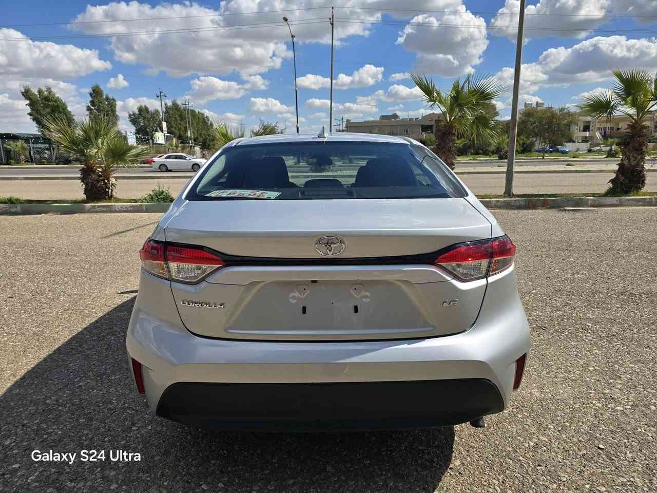 كورلا وارد امريكي موديل 2024 LE 
ماشي ٣٤ الف 
بجم كبس بيها جاملغ و باب صبغ بدون دواخل 
يترقم اربيل 
مكانها كركوك  موجودة في معرض ديار بكر 
سعر ١٤٣
***********  واتساب
