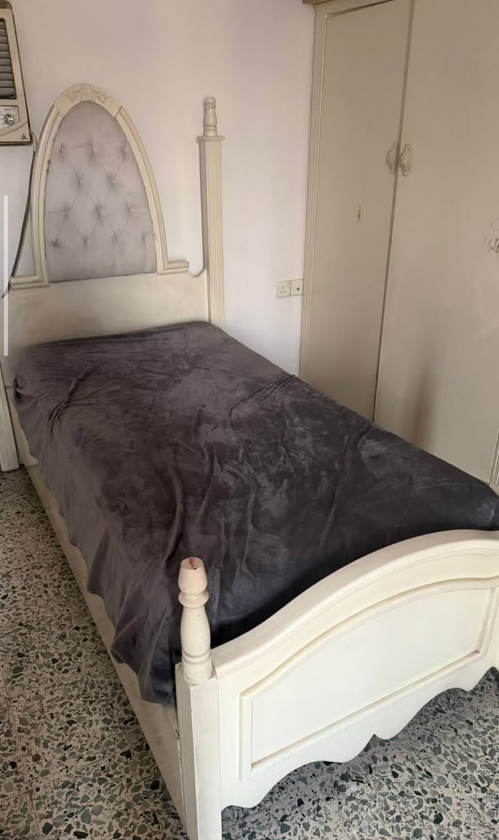 غرفه للبيع للاستفسار
+964 770 669 3313
