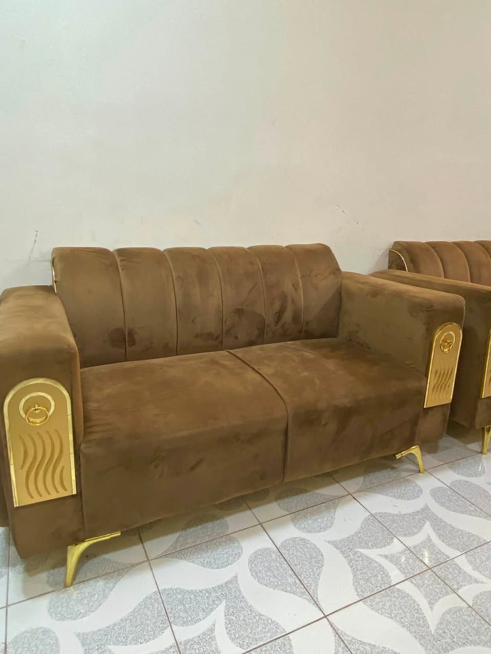 تخم10 مقاعد نظيف  سعر850


**إذا كنت صاحب هذا الإعلان وتريد حذفه لأي سبب، رجاءا أرسل رسالة إلى الدعم الفني**