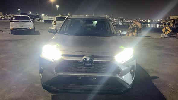 السلام عليكم أعضاء الكروب المحترمين تيوتا راف فور وارد ياباني اصلي محور يابان كله بلاد بدون  كص موديل ٢٤ زيرو ماشيه ١٠ السياره بصمه  كرسي كهرباء تحديد مسار  توقف ذاتي حساس كامير  السعر ٢٠٥ وبيه مجال للطيبين  حادث السياره طخه في باب عكس السايق وصبغ ربع الباب الخلفي  رقم التلفون *********** السياره رقم السياره هايبرد
