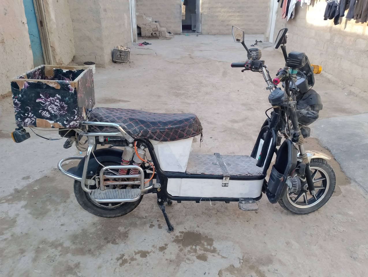 ماطور جبلي للبيع نظافته مثل ماموظح بالصوره بطاريته تقره 9 ونص وقسم 10 السعر 400 الصندوك ماينباع ويا 
للاستفسار ***********
