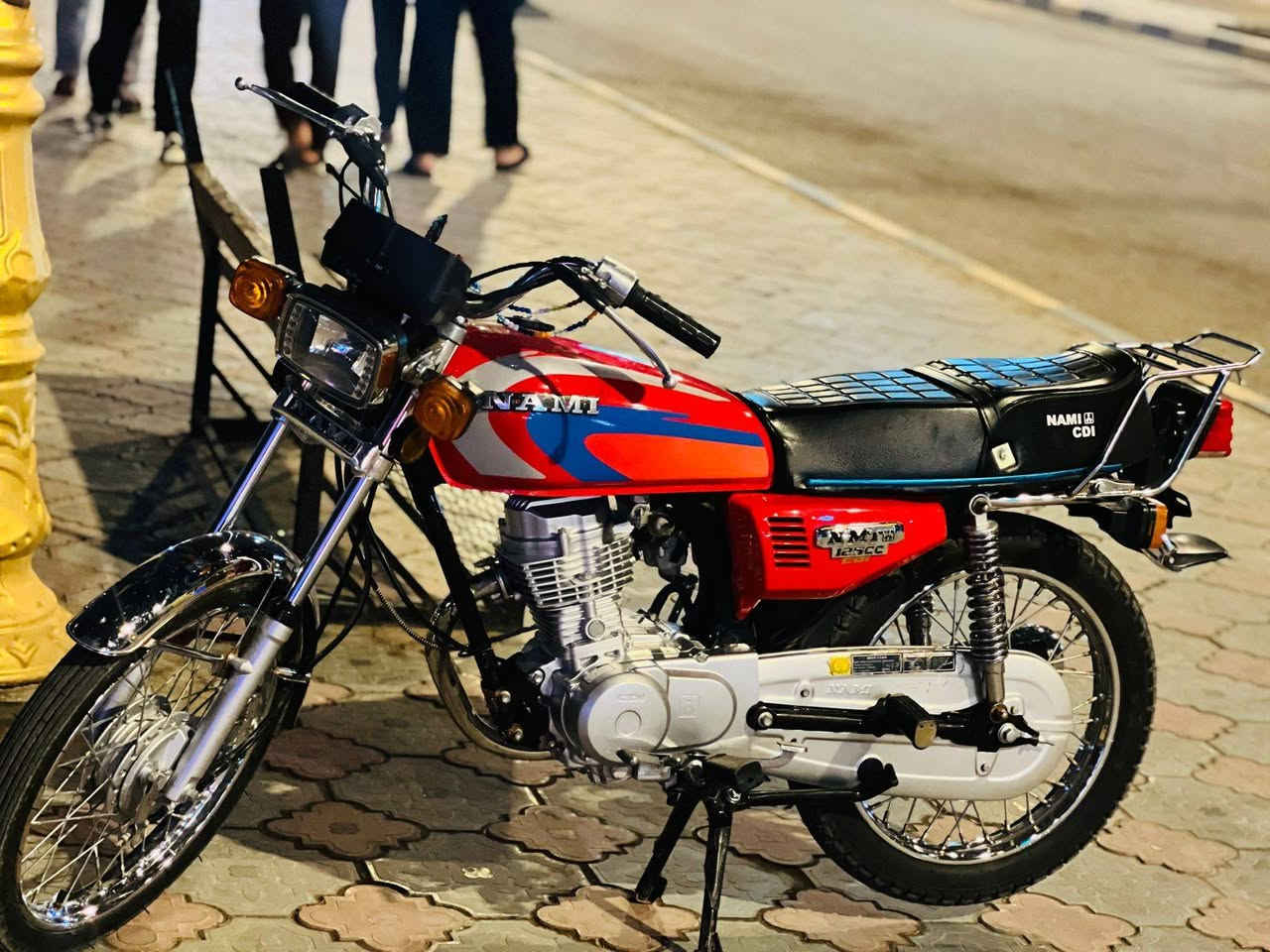 شلام عليكم شباب دراجه للبيع سكنر السعر خاص
رقم ***********
