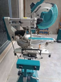 للبيع كتر مكيتا سلايت 10 انج 07719929549