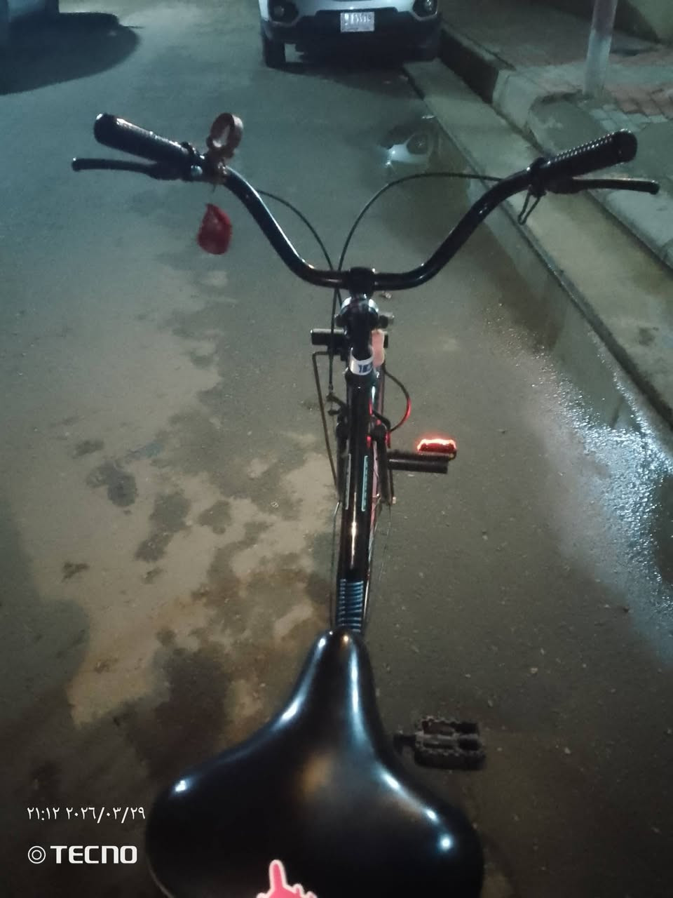 سلام عليكم بيسكل للبيع موديل 2020 فول نضافة هوئ والجمبزة 115 الف
العنوان/كربلاء الطاقة 
رقم الهاتف/***********
