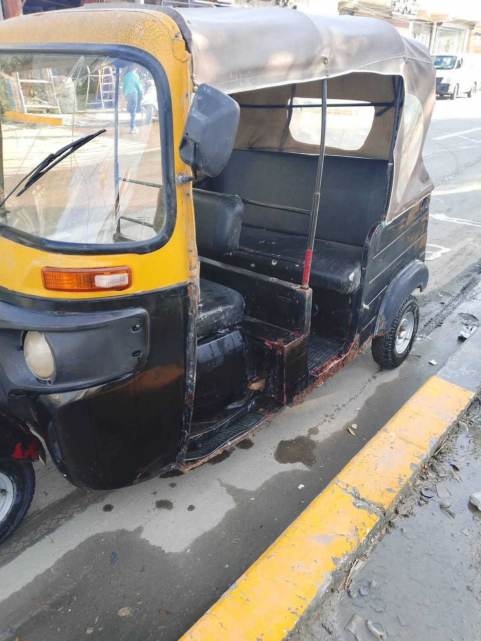 تكتك للبيع 2015 نهايت 16ارواق مكينة حلوة تأيرات جديدة كهربيات شغالة السعرخ 2250خابر***********
