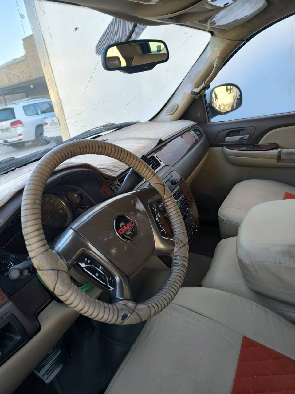 السلام عليكم.      مكلف بالنشر
يوكن موديل 2007 بسم راعيها مداور ثاني يوم سياره اصوليه توها مشدودلها تخم تاير  سعرها 160 وبيها مجال للشراي باقي تفاصيلها يم راعيها عنوانها ناصريه  الشطره  رقم راعيها. تحسين الهلالي  ***********
