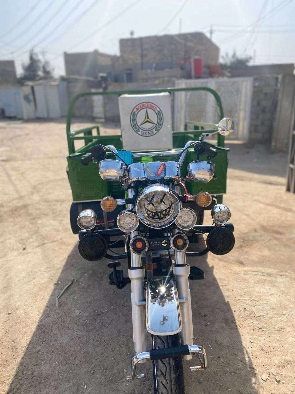 السلام عليكم ستوته للبيع موديل 23 محرك 25  بابل حي العسكري شارع 80 سعر 2800 رقم  ***********
