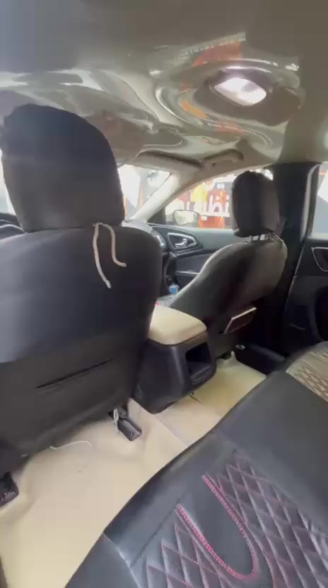 سلام عليكم c200مديل2016 بيه قطعتين صبغ باب السايق ولجاملغ السايق وقطعه تبديل الصندوك باقي السياره كفاله عامه 
السياره بسمي نص فول حداديه نص عمر تخم تاير جديد كير محرك كفاله تبريد خير من الله حماوه ممتازه لا تنقيص لايتات زينون العنوان البصره النجيبيه دور الكهرباء 
مكلف بل النشر 
للاستفسار ***********
السعر 105 قابل للتفاوض
