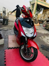 دراجه للبيع مابيهه نقص بس التريشه مكسوره وما مبينه دراجه خير من الله ج...