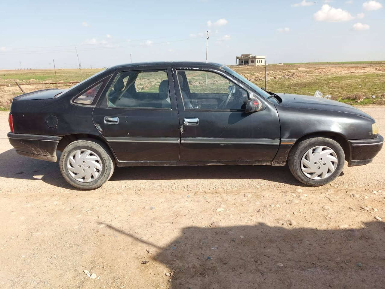 للبيع او مراوس فكترا موديل91مشروع وطني لل 2030بطاقة بنزين بي شرط تحويل وكاله 
محرك بي صرف كهربائيات كله شغال مكان كركوك قضاء الدبس *********** السعر 38وبي مجال
