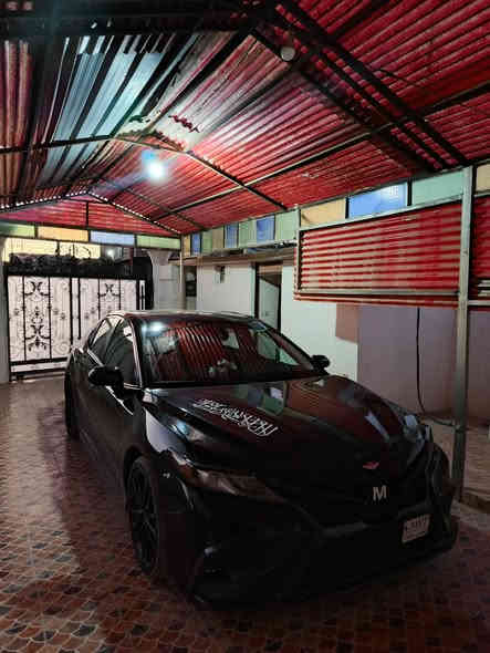 السلام عليكم للبيع كامري موديل24 
فول مواصفات xse عده الفتحه
ضرر 4قطع بدون دواخل
منفيس حره السياره تترقم كل المحافضات عده الاقليم
السياره ماشيه 13 الف 
سياره كلشي ماناقصها
سعر 190وبيها مجال
***********
***********
#ادمن
