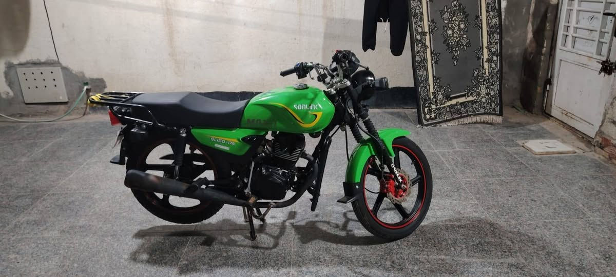 السلام عليكم من رخصه صاحب الكروب المحترم دراجه سونيك ماكس موديل ٢٤ طالعه في ٢٦ دراجه خير من الله تجي وشوف بعينك العنوان ميسان مركز المدينه اي ستفسار الاتصال على الرقم *********** اتصل شريحه واتساب
علمآ مكلف بنشر اتصل براعيه وستفسر ومن الله توفيق
