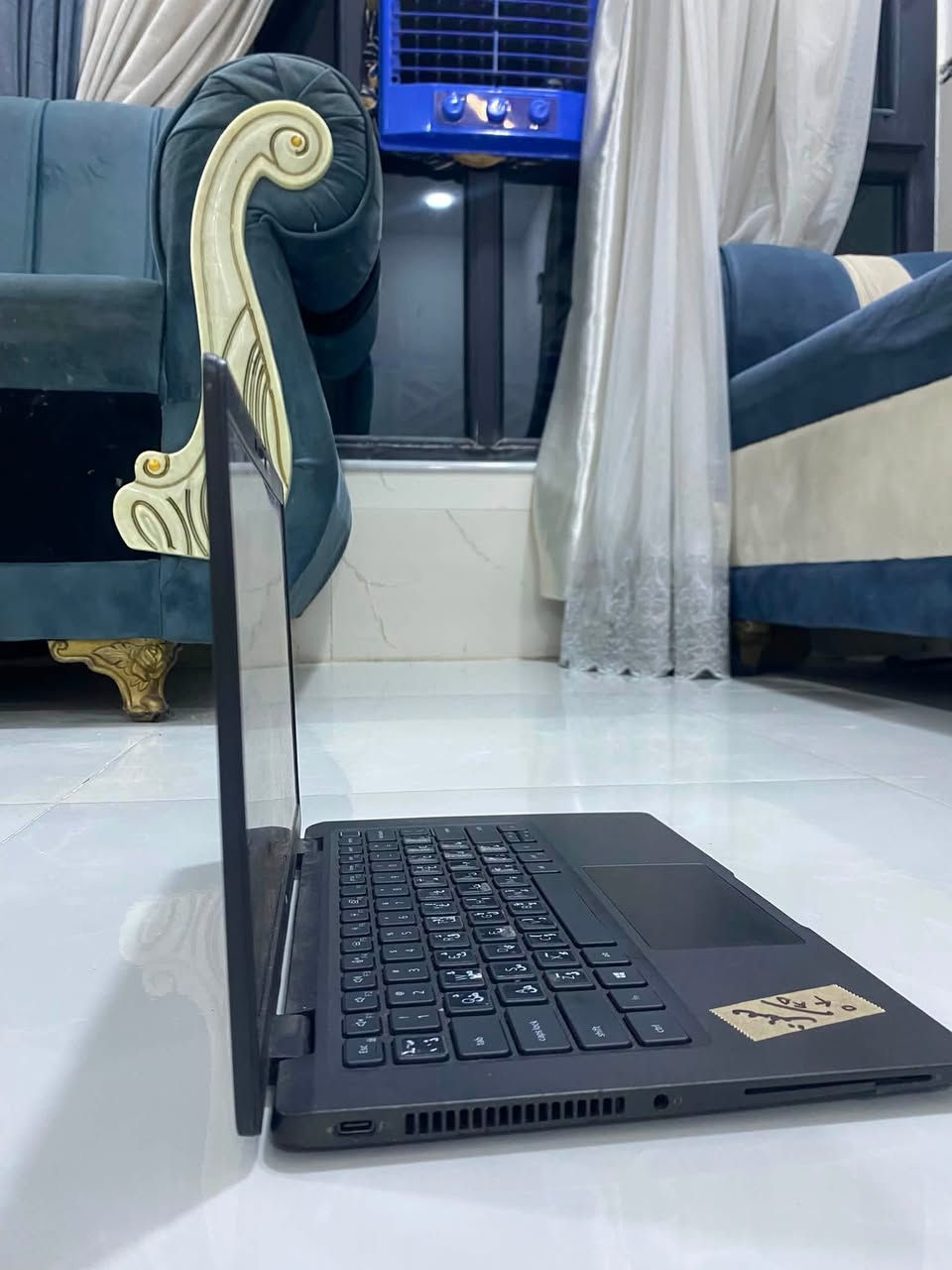 DELL 7320
* الموديل: Dell Latitude 7320
* المعالج: Intel Core i7 (الجيل 11) مع vPro
* الرام: 16 GB
* كرت الشاشة: Intel Iris Xe Graphics
* الشاشة: 13.3 بوصة
*ذاكرة 256 SSD
*السعر 400.000 دينار 
واتس و اتصال ***********
