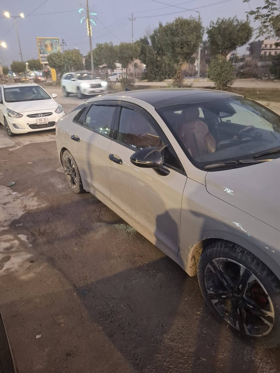 K5 (GT Line)
الموديل : 2022

رقم شمالي مرقمه وجاهزه

نوع المحرك :1.6 تيربو 

عداد المشي :47

اللون : سمنتي (مميز)

وارد : اميركا 

مواصفات :فول 1/1

1_بصمة +تشغيل عن بعد 

2_حساس جنطه اوتو 

3_بانوراما فول قمارة 

4_لايت زنون 4 عدسات 

5 _لد نهاري امامي + لد خلفي 

6_كشافات 

7_رادار امامي + كامره رادار امامي 

8_رادار خلفي وجانبي + نقطه عمياء فول حساس 

9_داخل احمر مميز +كشنات جلد

10 _فول تحكم ستيرن +قياده ذاتيه ذكية 

11_كامره خلفية 

12_شاشه حجم كبير  

14_سايد بريك بصمة 

15_شحن واير ليس 

16_مود درايف 

17_كشن سائق كهرباء 
صور حادث اميركا مرفقه ب منشور 

عنوان : الحله

السعر : 175 $ وبيه مجال

الاستفسار :***********
