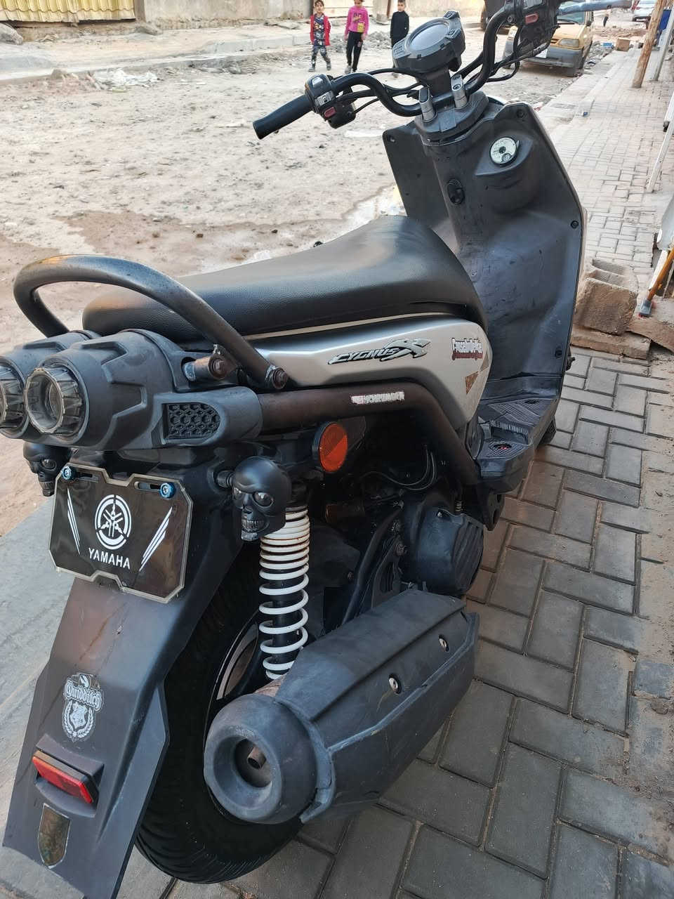 سكنس جبلي لبيع مكفوله كفاله عامه
السلام عليكم
للبيع (سكنس جبلي)
مكفولة كفالة عامة 
كلا دهن امزويل بانزين محسن 
دراجه نضيفه وتخبل 
شلعه ومعدل نكره سلف بكل وقت 
مكاني بغداد فلكه حي النصر 
***********
