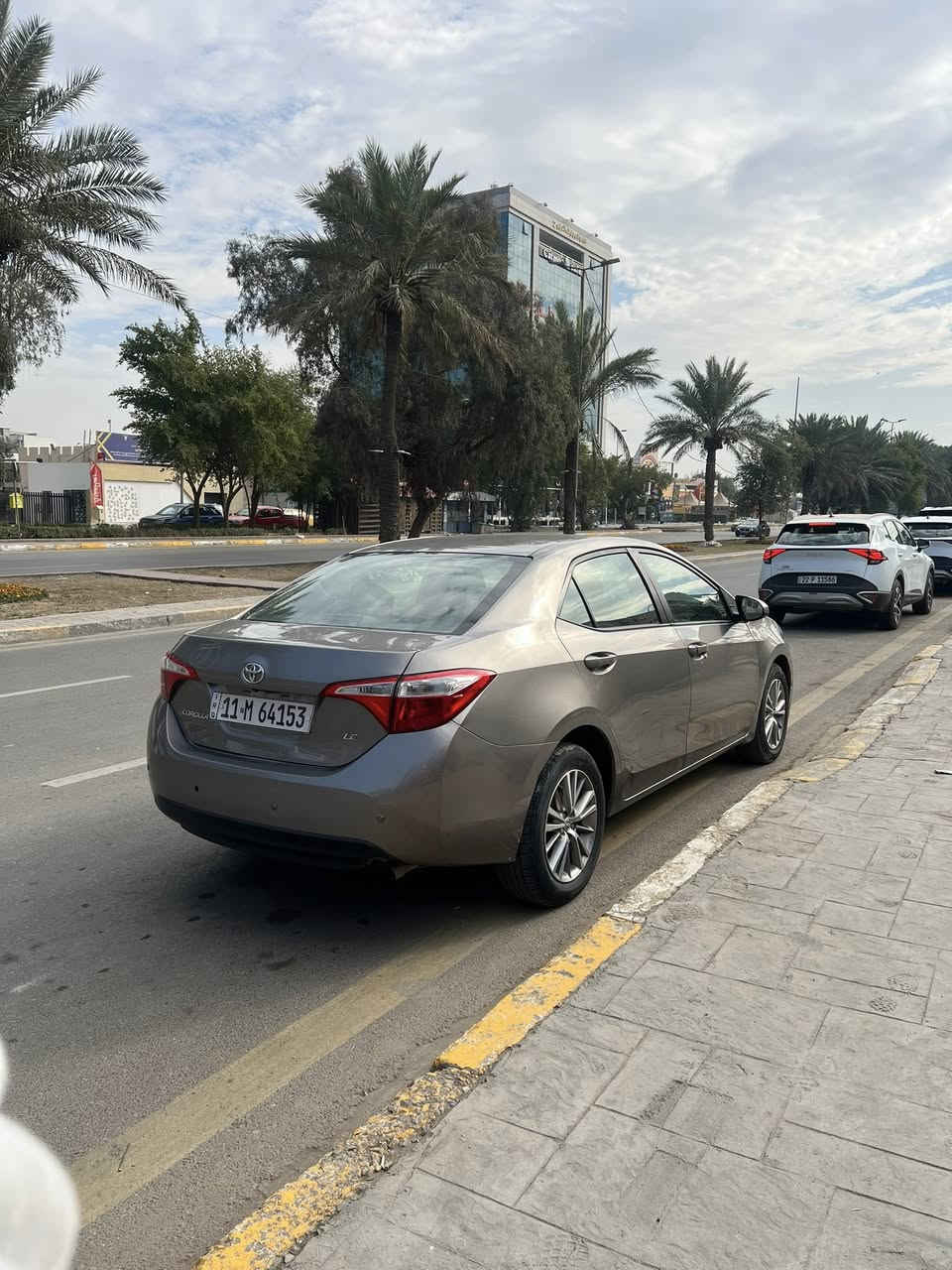 كورلا موديل ١٤ 
سياره جديده وما ناقصها شي 
صدر خلفي امامي كله قبل سبوع مبدله 
تخم تاير جديد هسه مبدله 
السعر ١٢٣ وصور الحادث بل منشور 
مكاني بغداد الشعب ***********
