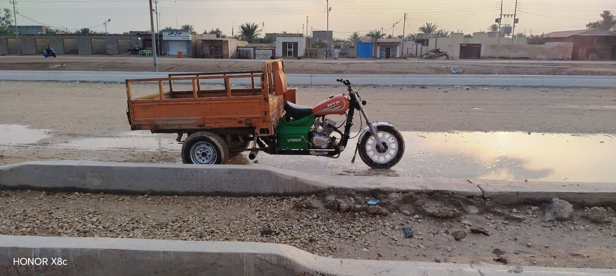 ستوته متيار اوراق مديل 14ستوته نضيفه محرك جديد شاصي نضيف كسل لاطش لاصلي وكيل تايرات جمره 
سدر جديد ستوته نضيفى كلش سعر واحد و300وبيها مجال لشرايي ***********واتساب رجاء لوشراي لايراسل
