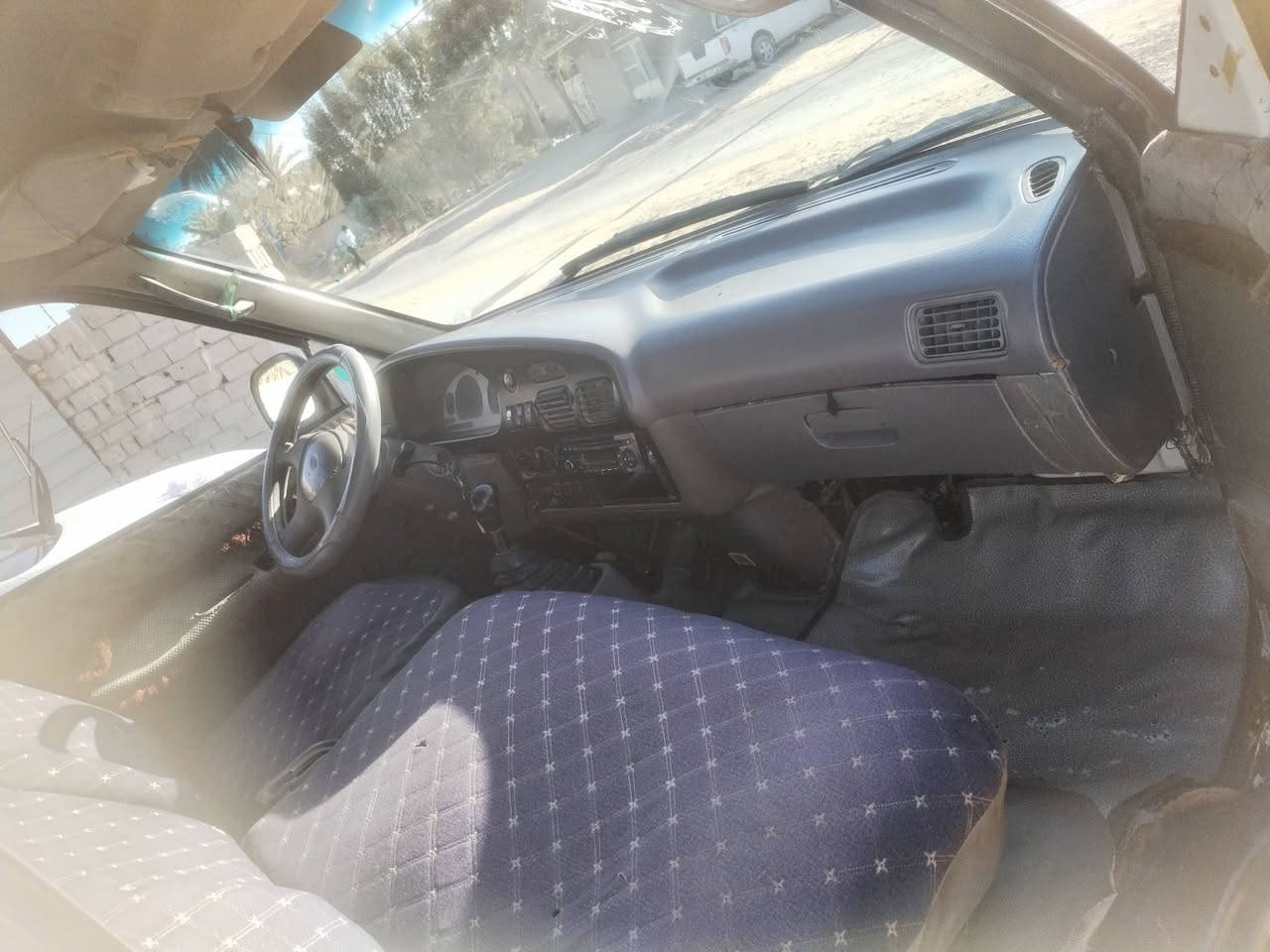 السلام عليكم ورحمة الله وبركاته سياره بريجو للبيع مديل ١٩٩٦ كامله  من كلشي من كير محرك باتري جديد دوشمه جديده سياره رقم انكليزي سنويه ال ٢٠٣٠ او بسمي امداور ثاني يوم مصبوغه حزام او هاذه رقمي *********** او موجود عله خاص
