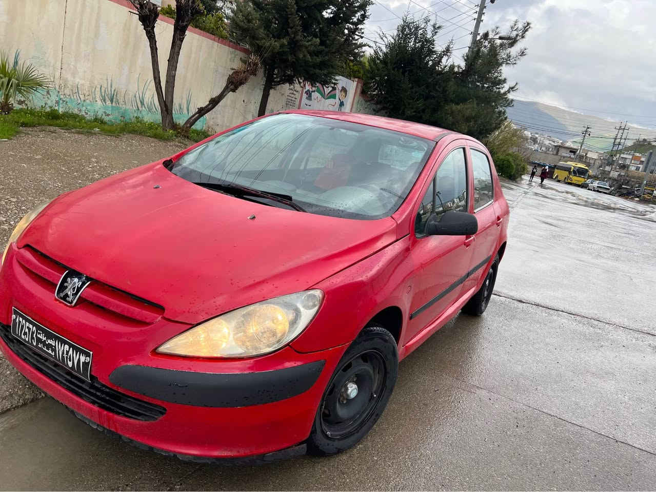 بەناوی خوا بۆ فرۆشتن بیجۆ 307 فەڕەنسی مۆدێل 2005 ئاڕم پلاستیک گێڕ مەکینە تەقەوڕەقە بەشەرت ماڵی مەدەنی بە شەرت کارەبای و گەرمی مەزبووت دوو جام کارەبا تەرجیل مکەبەرە قفڵ مەرکەزی، هەموو گیانی بەشەرت سەیارەکە گێڕی کراوە بە عادی بێ کێشە بەشەرت سەیارەیەکی نەرم و خۆشە، پێش و دوای چرکەی تیا نییە سەیارەکە سەیارەی خۆمە هی مەعرەز نییە دوو ساڵە لای خۆمە خزمەت کراوە سۆنەری نییە، بەڵام چەن پارچەیەکی بۆیاخە سەیارەکە لە سلێمانییە نرخیشی 24 گەڵا و مامەڵەیە زانیاری تەواوم نوسیوە بۆ پرسیار و زانیاری پەیوەندی بکەن بەو ژمارەیەوە لەخزمەتتانام

*********** السليمانية, العراق
