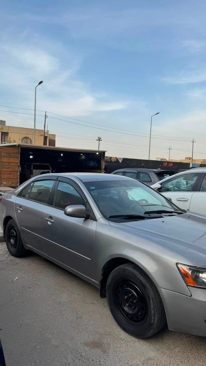 سوناتا امريكي 2007 
مكينه 2400 
منضومه غاز 
حادثها خلفي بدون لغد بدون شاصي 
كير ومكينه كفاله 
تبريد + تدفئة 
مصبوغه حزام 
مكلف بالنشر للتواصل 
***********
