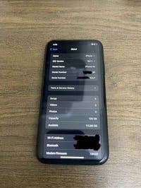 آيفون XR • ١٢٨ • شاشة OLED