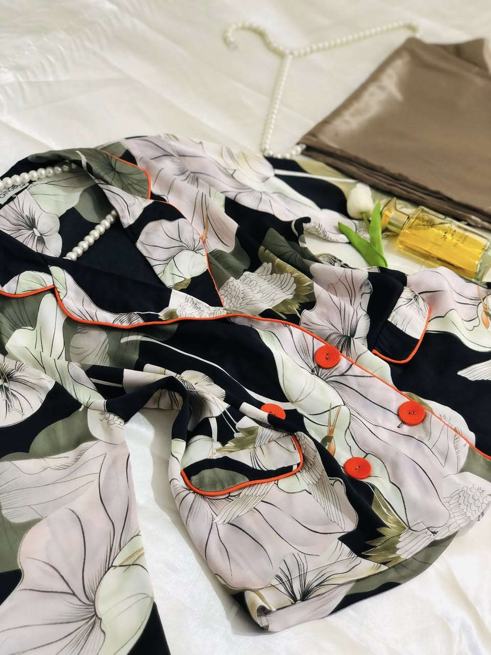 رمضان مبارك عليكم حبايب ❤️🫂

شوفو بعد الانتظار شنو جبت الكم 🌝🙈
قطع تليق بيكم لان جميلات وتستاهلون ❤️

وها اسعاري مثل ما تعرفون ( ٣ و ٥ و ٧ و ٨ الاف ) 

الي عدها عروسة تسويلها تاك ليش تاخذ قطع غاليه ؟؟؟ 

تاخذ النعومي الي دينباع بـ ٣٥ بـ ١٠ الاف يمي 🫡

وعندي توصيل بغداد محافظات ( ٥ الاف ) 

وبس هيج ؟ اكيد لا مع كل طلب تجيكم هدية حلوة 🎁


**إذا كنت صاحب هذا الإعلان وتريد حذفه لأي سبب، رجاءا أرسل رسالة إلى الدعم الفني**