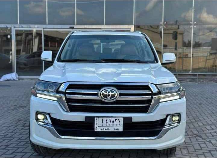 سلام عليكم ورحمه وبركاته
الاندكروز 2011محدث2019✅

6سلندر✅

7راكب✅

سياره 3قطع تبريد✅

شاشه كبيره✅

السياره صبغ حزامفقط مو عام✅

السياره خير من الله كير ومحرك جديده✅

كشنات كهرباء✅

تايرات جديد✅

رقم بغداد✅

السعر 250وبيه مجال✅
رقم الهاتف ***********
