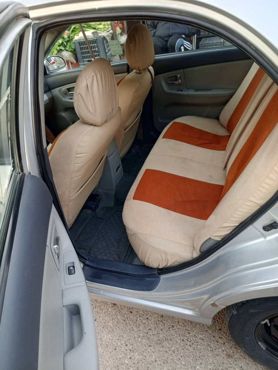 سلام عليكم كيا سبكترة 2009بيها كم قطعه صبغ ابيع عام بدون اي ضربه ولامعجون  بيها خيط بخار السياره بسمي سياره خير من الله  السعر79 وبيها مجال 
***********
