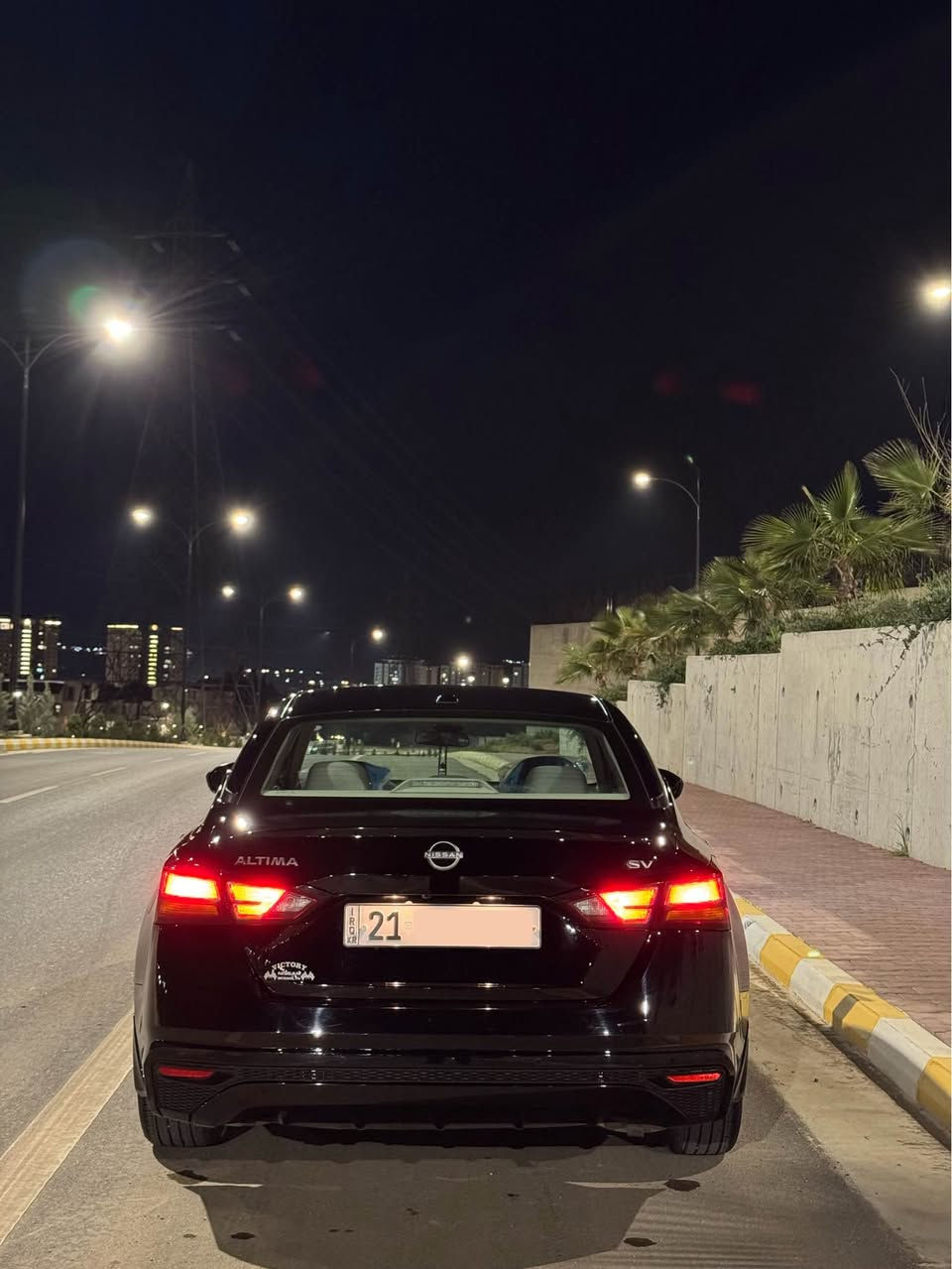 NISSAN ALTIMA 2024 SV 
نیسان ئەڵتیما ٢٠٢٤ – مواسەفات (SV)

📏 ماوەی ڕۆشتن:7,000مایل

▪️بۆیاخ: بێ بۆیاخە گۆڕاوی نییە، تەنها بۆنیتی(پەمپی ئەمریکایە) بێ ناو گرتن… پێش و پشت کەپس

ڕەنگی ڕەشی قەتران، نموونەی جوانی و هەیکەل
هەموو گیانی لەسەر دەقی بیلادیە

🔹 مواسەفات SV: 
▪️ ناو سپی بیلادی
▪️ شاشە گەورە
▪️ کامێرا و حاسە
▪️ بەسمە
▪️ شەغال
▪️ ٣٦٠ پلە ڕادار
 ▫️ ڕاداری ئاوێنە
 ▫️ خەتی جادە پێش و پشت
 ▫️ تەحدید سورعە
▪️ تەحەکوماتی کاملی سەر سووکان
▪️ کوشن کارەبای
▪️ کار پلەی (IOS, ANDROID)
▪️ ئاوێنە کارەبای
▪️ ئاوێنەی ناوەڕاست دژە فوول
▪️ لایتی پێشەوە عەدەسە، زینۆن، لید(LED)
▪️ لایتی دواوە کامل لید(LED)
▪️ فوول لایت ئۆتۆ
▪️ زۆر مواسەفاتی تر…

✔️ گێر و مەکینە نەکراوەتەوە بە شەرت
✔️ گێڕ، مەکینە، تەبرید و کارەبایات بە شەرت

✔️ کامل سێرڤس کراوە
✔️ ڕۆنی تازە گۆڕاوە
✔️ چوار تایەی تازەی بیلادی لە ژێرە
✔️ ویلەکان شووختی نییە
✔️ تازە پۆڵیش و حەمام کراوە

     سەیارەکە نموونەیە ماشاءاللە
 وردە و چاڵ و شوخت و گۆڕاوی نییە

ڕەقەم و سەنەوی تا ٢٠٣١ تازەیە
تەحویل و غرامە بە شەرت

📍 شوێن: سلێمانی
📞 پـەیوەندی:
*********** (WhatsApp)
***********

————————————————

NISSAN ALTIMA 2024 SV
نيسان ألتيما 2024 – مواصفات (SV)

📏 المسافة المقطوعة: 7,000 مايل

▪️ الصبغ: بدون صبغ، ماكو تغيير، فقط البونيت (کلیر أمريكي) بدون دواخل….. كبس أمام وخلف

اللون أسود قطران، نموذج بالجمال والهيكل
كل الجسم على دق بلادي

🔹 مواصفات SV:
▪️ داخل أبيض بلادي
▪️ شاشة كبيرة
▪️ كاميرا وحساس
▪️ بصمة
▪️ شغال
▪️ رادار 360 درجة
 ▫️ رادار المرايا
 ▫️ خط الطريق أمام وخلف
 ▫️ تحديد سرعة
▪️ تحكمات كاملة على الستيرن
▪️ كوشن كهرباء
▪️ كاربلاي (IOS, ANDROID)
▪️ مرايا كهرباء
▪️ مرايا وسط ضد فول
▪️ لايت أمامي عدسة، زينون، ليد (LED)
▪️ لايت خلفي كامل ليد (LED)
▪️ فول لايت أوتو
▪️ هواية مواصفات أخرى…

✔️ قير ومكينة ما مفتوحة بشرط
✔️ قير، مكينة، تبريد وكهربائيات بشرط

✔️ كامل سيرفس معمول
✔️ زيت جديد متغير
✔️ أربع تايرات بلادي جديدة تحتها
✔️ الويلات ما بيها شوخت
✔️ جديد بولش وحمام

السيارة نموذج ما شاء الله
ما بيها ورده ولا چال ولا شوخت ولا تغيير

الرقم والسنوية لحد 2031 جديدة
التحويل والغرامة بشرط

📍 المكان: السليمانية
📞 التواصل:

‏*********** (WhatsApp)
*********** السليمانية, العراق
