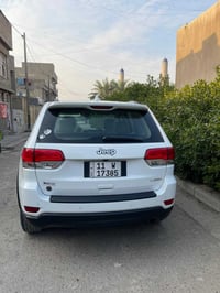 جيب لاريدو موديل2019 خليجي مكفوله السياره بصمه فتحه شاشه مري شفط رادار...