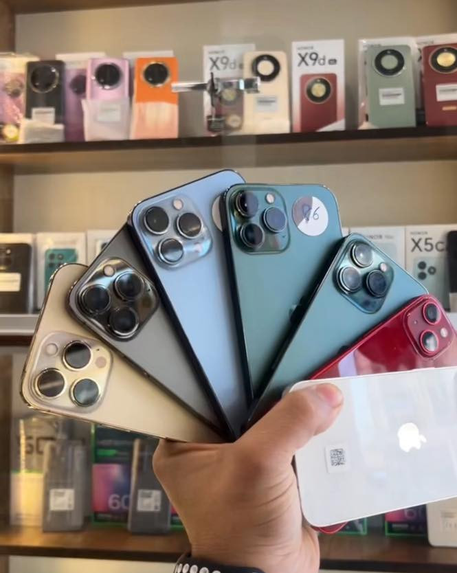 عروض وخصومات خاصة بمناسبة العيد
____شركة ابل______ 
متوفر مسخدم وجديد
جميع الوكالات متوفرة
هونر _ابل_سامسونك_تكنو_انفنكس_ ريلمي_ ريدمي _بوكو_ ايتل
ويتوفر اجهزة ابل مسخدمة من 11عادي ل16برو ماكس
جميع الايبادات متوفرة
البيع بل نقد واقساط
***********
***********
شارع الخليج مقابل سنتر بغداد او مجمع الخيمة
📱 أحدث الأجهزة
💰 أسعار منافسة
💳 تقسيط مريح
🔧 صيانة جميع الأجهزة
عالم الهواتف – ثقة وخدمة مضمونة
