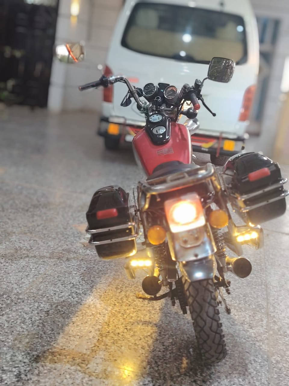 السلام عليكم شباب دراجه جني خير من الله كلشي مابيها رايدهه 900 وبيهه مجال مكان بغداد قريب عل بسمايه ***********
