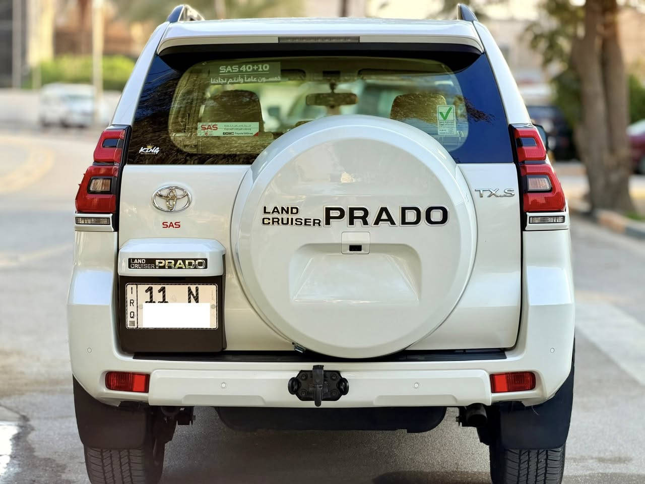 السلام عليكم
برادو 2023 TXS  وكالة ساز مكفولة كفاله عامه رقم بغداد الانكليزي الجديد هزه جديده السيارة بأسمي تحويل ثاني يوم ماشية 37 الف كيلو موجوده السياره بغداد السيدية السعر 48300$ للاستفسار الاتصال *********** 
المواصفات 
مكينة 6 سلندر 4000 - كشنات جلد وكهرباء - ثلاجة - دبل تانكي - سبير تعليك - فور ويل - مري شفط - فتحة سلايد روف - كامرا وحساسات خلفية - لايت زنون -  وبعد هواي مواصفات
