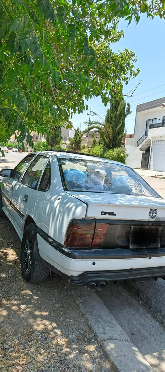 Opel vectra     مەکینەی  20 ئۆتۆماتیک    گێڕو مەکینەی بەشەرت ئەوەلیات بەشەرت     25گەڵاو مەعمەلە                ***********    *********** شمشمل, السليمانية
