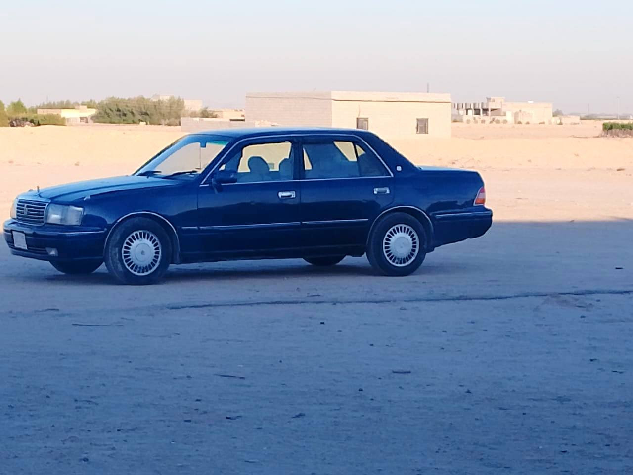 سلام عليكم سياره راس ثور لبيع مديل 2000 رقم بصره سعر 75وبيه مجال لاستفسار *********** /***********
