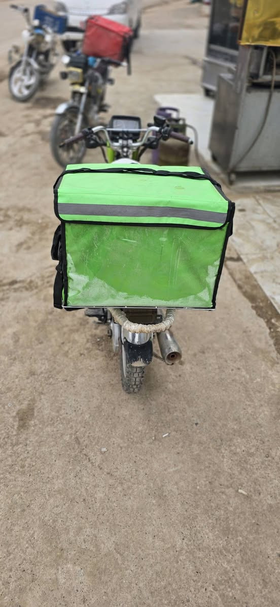 السلام عليكم سيفان موديل ٢٤اصلي
سعر ٦٥٠ 
رقم ***********
