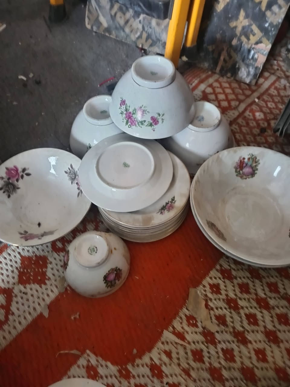 مواعين فرفوري قديمه جدا للبيع مكاني البصره لا يوجد توصيل حط سعر بما يرضى الله انا ماعرف سعرهن الله شاهد


**إذا كنت صاحب هذا الإعلان وتريد حذفه لأي سبب، رجاءا أرسل رسالة إلى الدعم الفني**