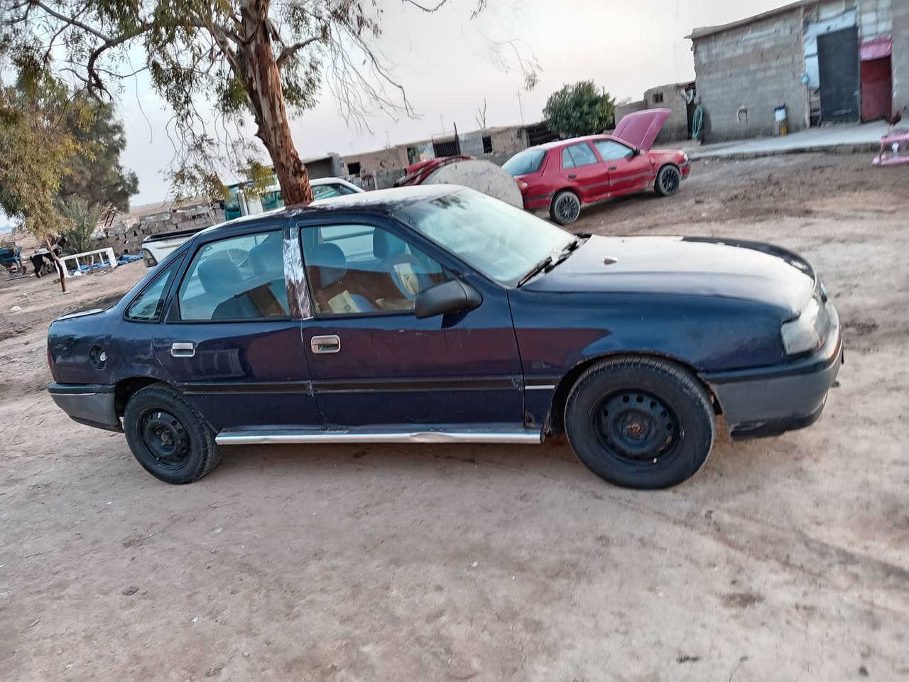 السلام عليكم للبيع اوبل فكترة موديل ٩٢ رقم ديالى شرط التحويل سيارة حلوه ترايهة ناعم محرك ١٦ السيارة جاهزة السعر ٢٨ بيهة مجال كلش بسيط المكان ديالى العظيم *********** او ***********
