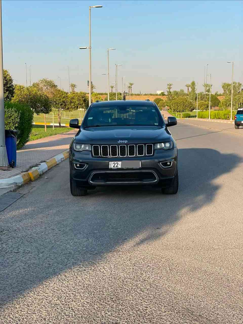 سلام عليكم اخوان سعرر بلاش 🔥192و مجال ورقه🧿🤲
فول مواصفات بس بدون فتحة. داخل اصفر 👌 بس بلباكيت 

Jeep Grand Cherokee  Limited  / 2017 جديد 

Tel :- 📞 [***********كورك واتساب 📞]
الموديل : 2017
الفئه :- Limitid 
المحرك:- V6 - 3.6L  گير محرك بشرط ما مفتوح
بدون صبغ كلين 
بدون ايرباك 
المواصفات 
شاشه كبير 
بصمه 
AutoPark
حساسات امامى و خلفي
Auto Break
رادار جانبي 
Auto-Start/Stop 
Drive/Mode - Eco - Normal - Sport - Sand - Snow
شغال 
كشن خزن
كشنات جلد  
كشن هيتر 
ستيرن هيتر
كشن كهرباي 
‏CarPlay 
               رقم اربيل دولي (مكان اربيل). تحياتي لجميع محافظات عراق👋

