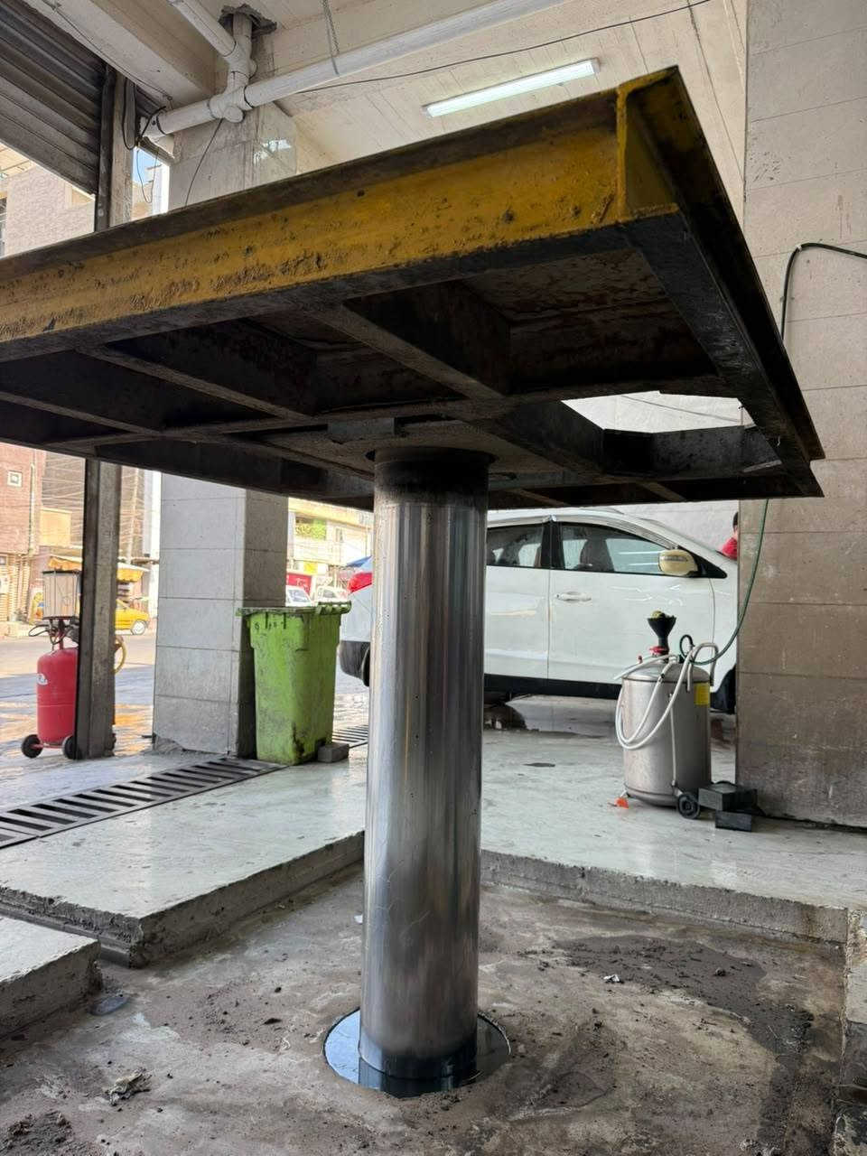 للبيع جك غسل اربعه طن صناعه المانيه المكان بغداد الاعظميه ***********
