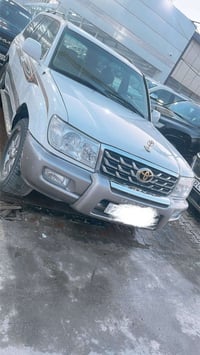 لاند كروز 2005. Vxr. فول مواصفات محرك 8 سلندر  جكات كشنات جلد كهرباء  ...