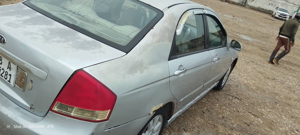السلام عليكم سيراتو موديل 2007 محرك 1600 خليجي فول مواصفات فتحة مري شفط تبريد رقم انكليزي بأسمي مكانها ديوانية قضاء عفك (عيب شرعي گص قمارة) رايدها ب53 ورقة أقرأ المنشور قبل لاتراسل ***********

