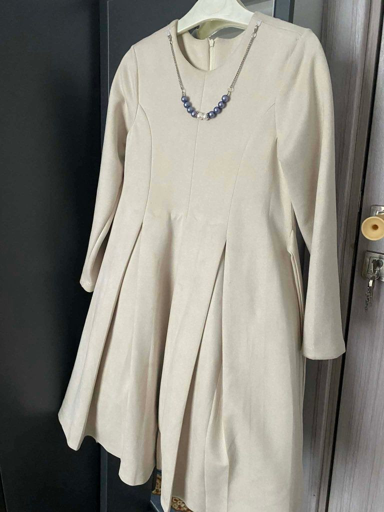 السلام عليكم 
ملبوس مرة وحدة اخذتو ب75
اريدو ب30 يلبس عمر 12 او13
متوفر توصيل محافظات


**إذا كنت صاحب هذا الإعلان وتريد حذفه لأي سبب، رجاءا أرسل رسالة إلى الدعم الفني**